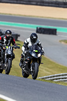 brands-hatch-photographs;brands-no-limits-trackday;cadwell-trackday-photographs;enduro-digital-images;event-digital-images;eventdigitalimages;no-limits-trackdays;peter-wileman-photography;racing-digital-images;trackday-digital-images;trackday-photos